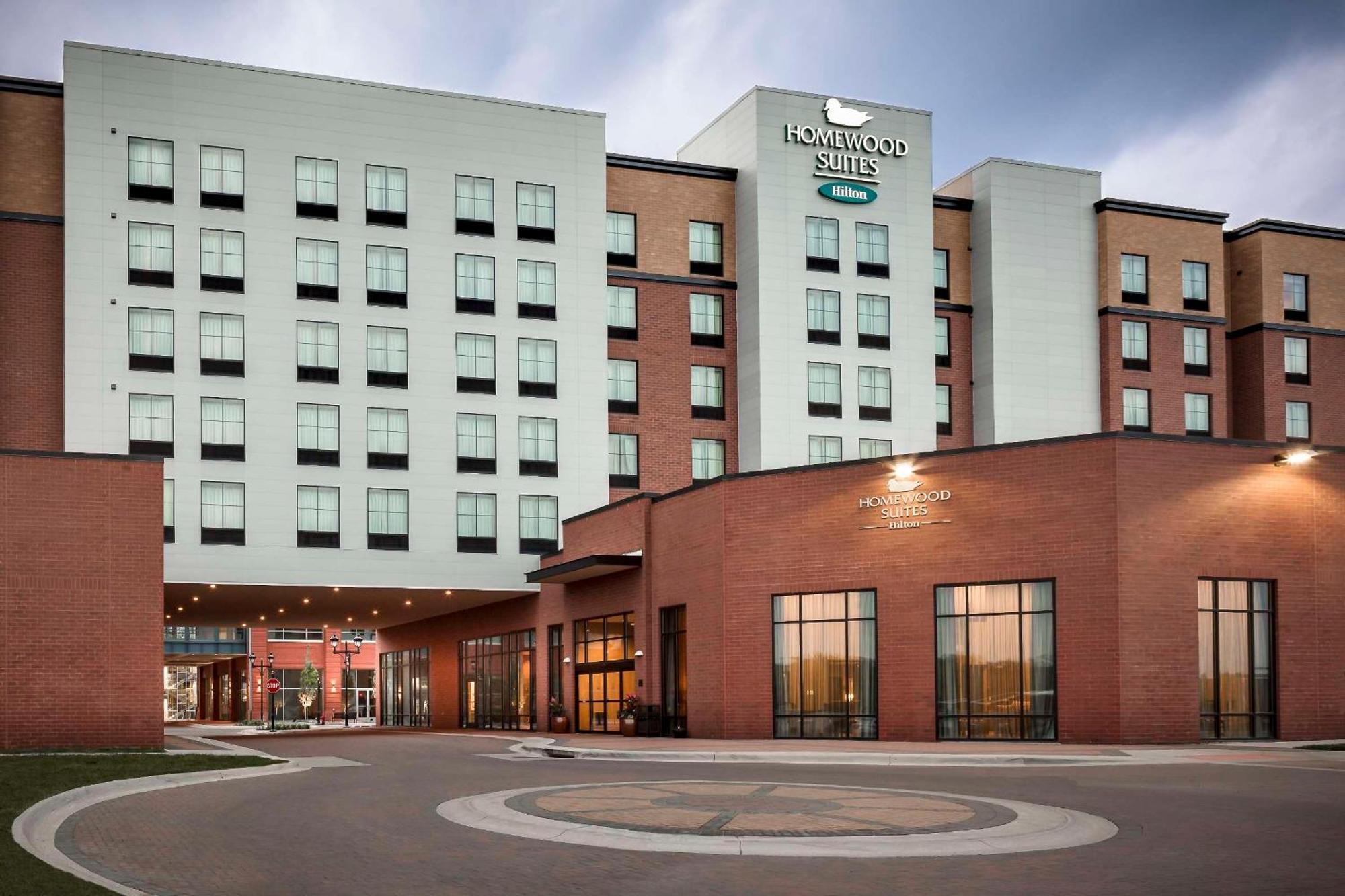 Homewood Suites By Hilton Coralville - Iowa River Landing Buitenkant foto