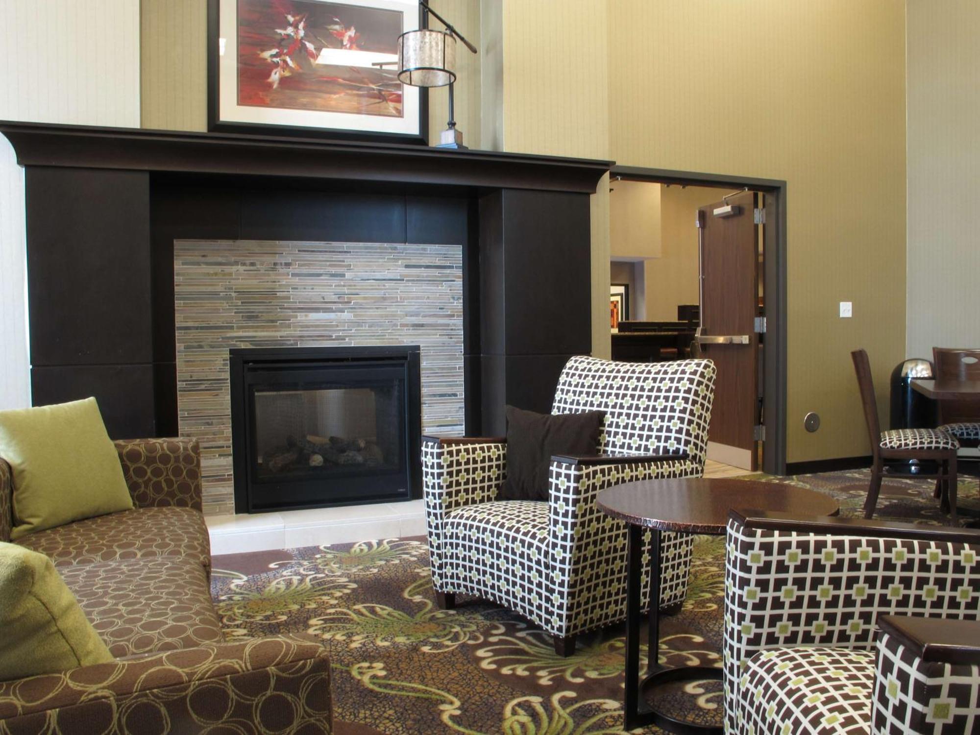 Homewood Suites By Hilton Coralville - Iowa River Landing Buitenkant foto