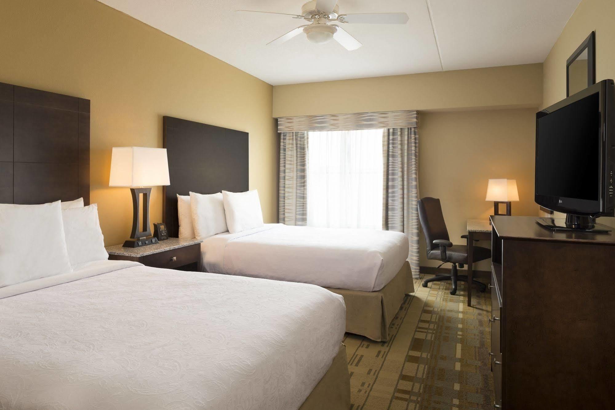 Homewood Suites By Hilton Coralville - Iowa River Landing Buitenkant foto