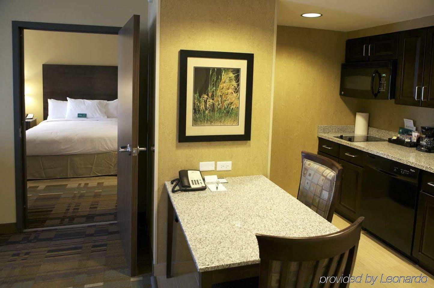 Homewood Suites By Hilton Coralville - Iowa River Landing Buitenkant foto